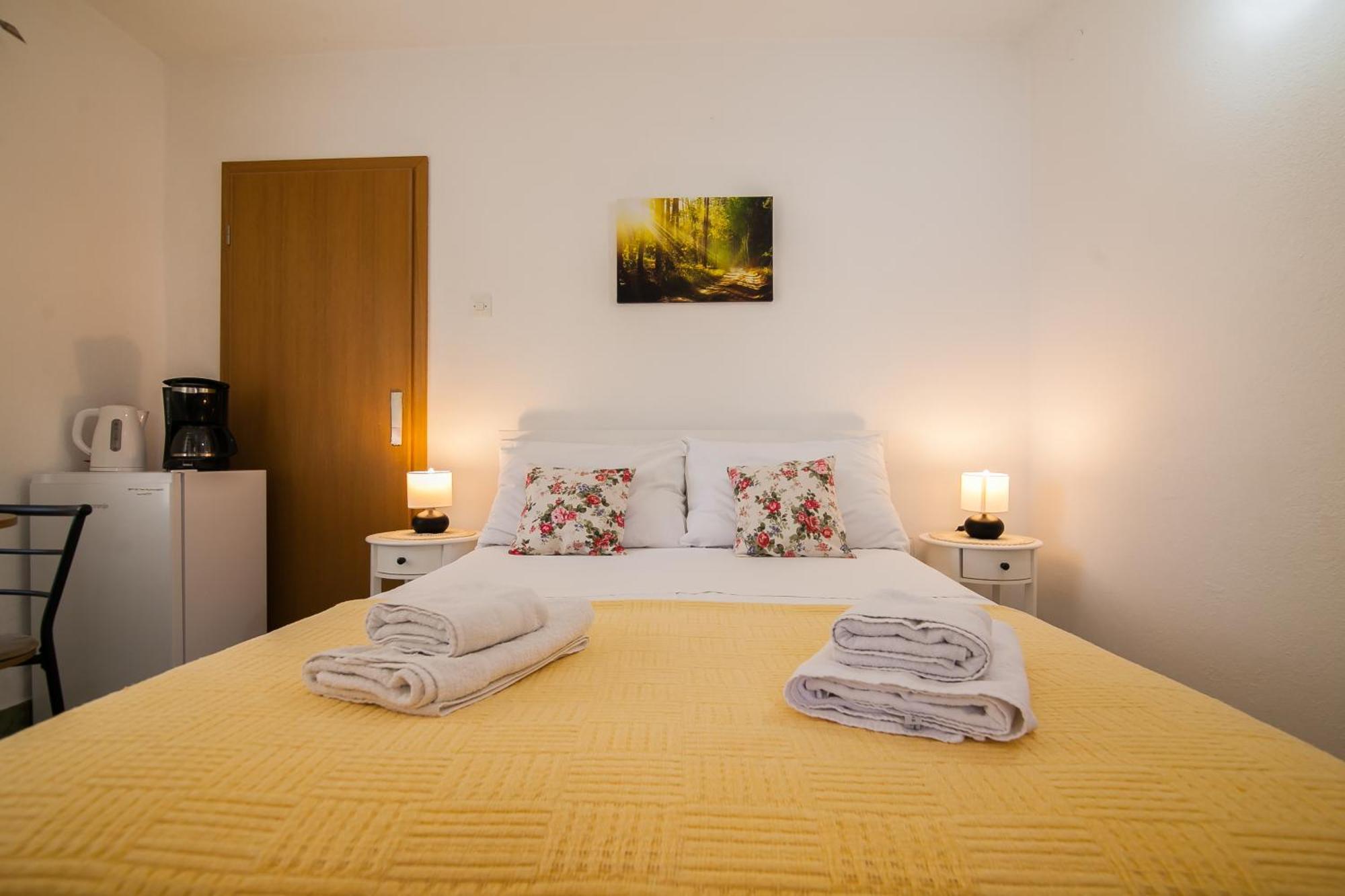 Old Town Accommodation بول المظهر الخارجي الصورة